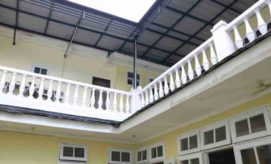 Rumah dijual 
Claustsr depan Kota Wisata.