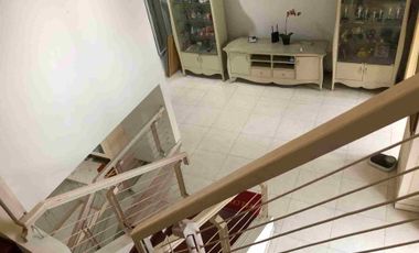 Rumah 2 Lantai di Mahogany Residence