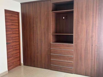 SE RENTA DEPARTAMENTO EN AV CUAUHTEMOC