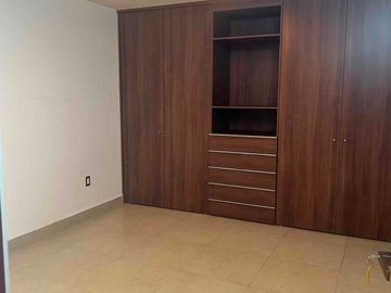 SE RENTA DEPARTAMENTO EN AV CUAUHTEMOC