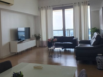 2BR Fully Furnished Corner Unit For Rent in One Shangrila Place