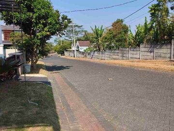 Dijual Cepat Rumah Modern Minimalis 2Lantai Di Perumahan Greenland Tidar Kota Malang