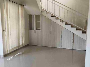 Dijual Cepat Rumah Modern Minimalis 2Lantai Di Perumahan Greenland Tidar Kota Malang