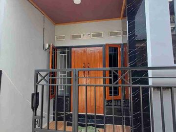 Rumah Minimalis Lokasi Strategis di Bintara