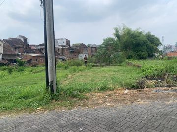Dijual via lelang tanah perum plaosan garden malang