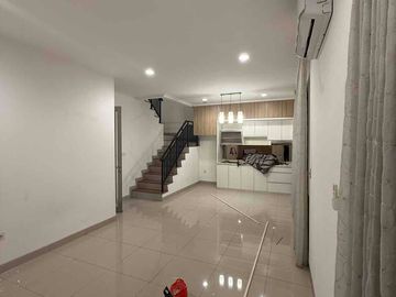 Disewakan Rumah 3 Kamar Cluster Magenta Boulevard Fullfurnish