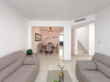 casa amueblada en portales cerca de los Lagos Hermosillo