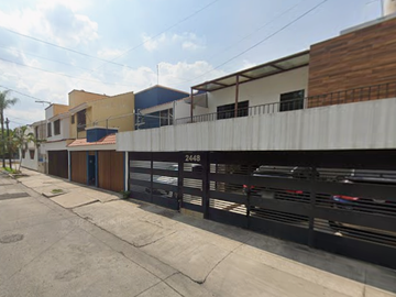Se Vende casa en Calle Cuarzo, Bosques de las Lomas,Guadalajara