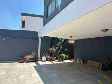 CASA EN RENTA
