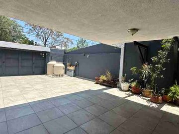 CASA EN RENTA