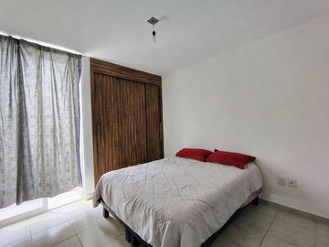 Casa en RENTA AMUEBLADA en Residencial Murano, Blvd. La Herradura, Zona SUR León, Gto.