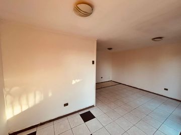 Casa 4 Dormitorios Dos Baños Estacionamientos Primo Rivera