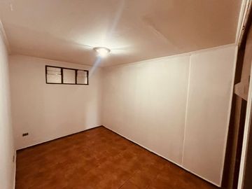 Casa 4 Dormitorios Dos Baños Estacionamientos Primo Rivera