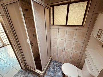 Casa 4 Dormitorios Dos Baños Estacionamientos Primo Rivera