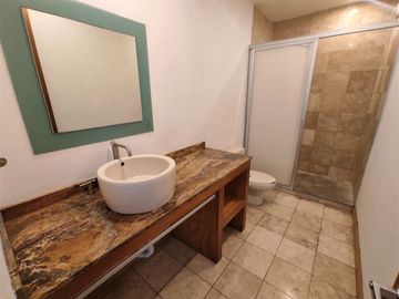 Se renta casa con jardin y terraza en Virreyes