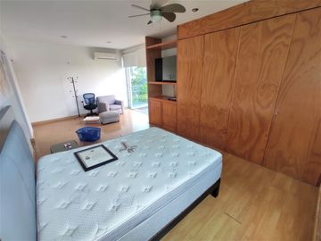 Se renta casa con jardin y terraza en Virreyes
