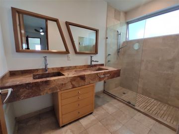 Se renta casa con jardin y terraza en Virreyes