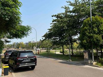 Jual Rumah Golf Island PIK 5x17,8 3 Lantai Siap Huni