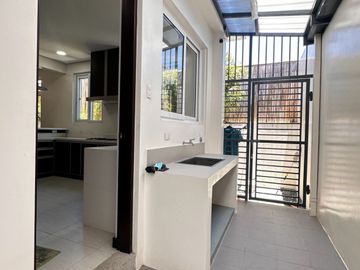 SINGLE DETACHED MODERN HOUSE FOR SALE IN BF HOMES PARANAQUE