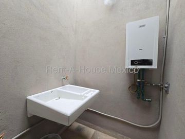 Zirandaro san miguel de allende vendo casa en privada con amenidades a estrenar 3 recamara 3 baños