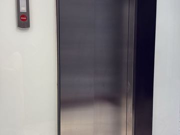CONSULTORIO EN VENTA EN HOSPITAL DE ALTA ESPECIALIDAD $1,700,000 ZONA LA PAZ, AV. REFORMA, TEZIUTLAN SUR, AV. JUAREZ, LA RECTA