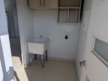 Bonita Casa en Renta en Residencial