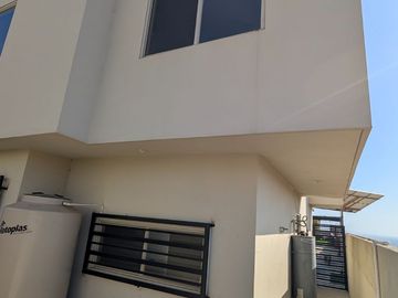 Bonita Casa en Renta en Residencial