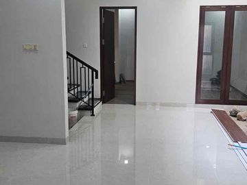 BRAND NEW 2 LANTAI CEMPAKA PUTIH TENGAH JAKARTA PUSAT