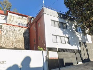 Se vende casa en Calz. de las Carretas 29, Colina del Sur, Álvaro Obregón