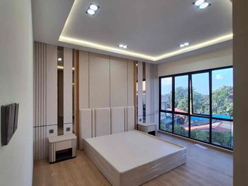 DiJual Rumah Mewah Beverly Estate Batam Center 4 Kamar Posisi Hook Siap Huni