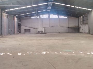 Bodega en renta en fraccionamiento Loma Griega, León Guanajuato
