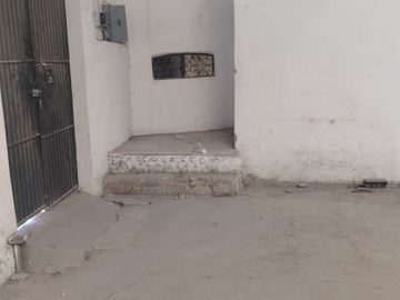 Bodega en renta en fraccionamiento Loma Griega, León Guanajuato