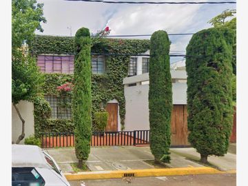 CASA EN ROMERO DE TERREROS, COYOACÁN EN REMATE