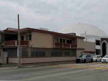 🚨 Propiedad en RENTA como Terreno ubicado en Calzada Adolfo Ruíz Cortines, Fracc. Costa Verde, Boca del Río, Veracruz.