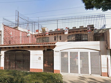 CASA EN REMATE BANCARIO  EN LA COL  EDUCACIÓN, COYOACÁN