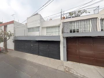 CASA EN  PRADO CHURUBUSCO, COYOACÁN, EN REMATTE BANCARIO