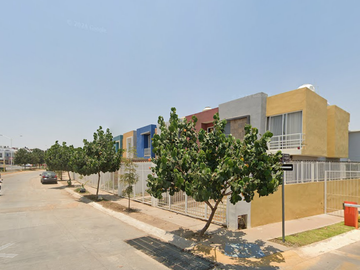 Casa en Venta en Loma Dorada Delegación C, Tonalá, Jalisco. CLL