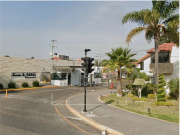Oportunidad Inmobiliaria: Casa Adjudicada en Barrio Las Arboledas, Puebla