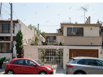 Oportunidad Inmobiliaria: Casa Adjudicada en Barrio Las Arboledas, Puebla