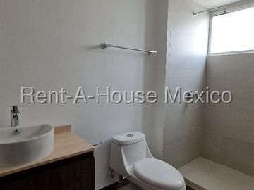 Departamento en Renta en  Bosque Real, Huixquilucan