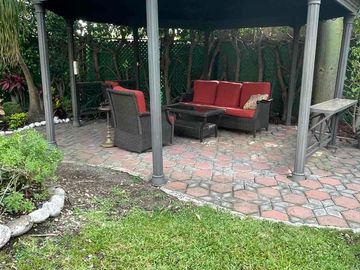 Cuernavaca Lomas de la selva a unos pasos Plazs Cuernavaca RENTO LOFT con o sin muebles