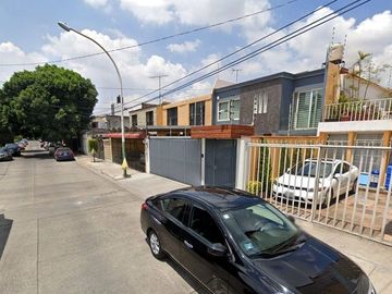 VENTA DE CASA HACIENDA DE ECHEGARAY NAUCALPAN DE JUAREZ