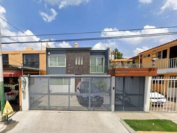 VENTA DE CASA HACIENDA DE ECHEGARAY NAUCALPAN DE JUAREZ