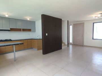 Residencial Los Cántaros | 3 Recámaras • Roof Garden • 3.5 Baños • Cochera para 3 Autos