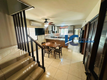 Casa Equipada en Renta en Colonia Fuentes del Valle en San Pedro Garza Garcia Nuevo Leon