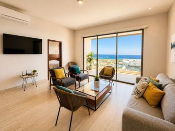 Departamento Amueblado en Renta en Vista Vela, Cabo San Lucas: 3 Recámaras con Vista al Mar