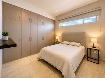 Departamento Amueblado en Renta en Vista Vela, Cabo San Lucas: 3 Recámaras con Vista al Mar