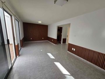 SE VENDE CASA EN LOMA VERDE