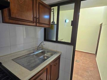 SE VENDE CASA EN LOMA VERDE