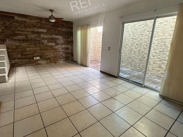 CASA EN VENTA NUEVA GALICIA TLAJOMULCO